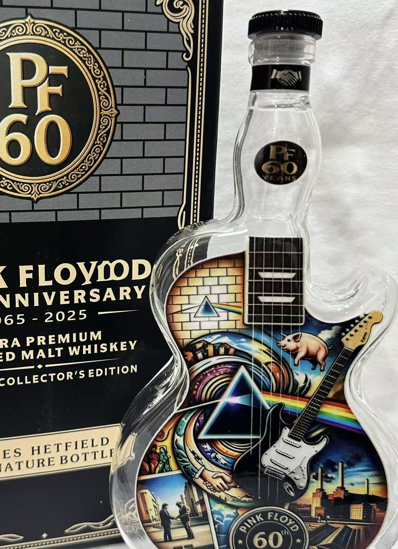 Vintage Collectible Liquor Bottles - ヴィンテージロックスタイルギターアックス型350ml空ボトル、バーデコレーションやコレクターギフトに最適なリキュールボトル